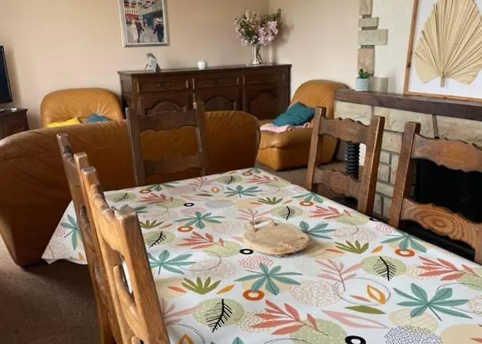 Maison Proche Casa vacanze *