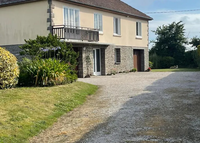 Maison Proche * فلامانفيل